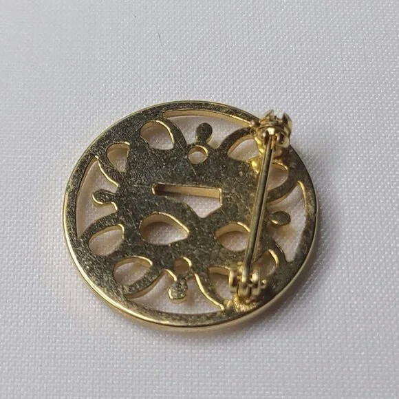 Vintage 1981 Avon President's Club Gold Tone Brooch Pin Award - Picture 3 of 5